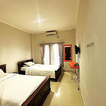 Hotel Warta Dua Ντενπασάρ Εξωτερικό φωτογραφία