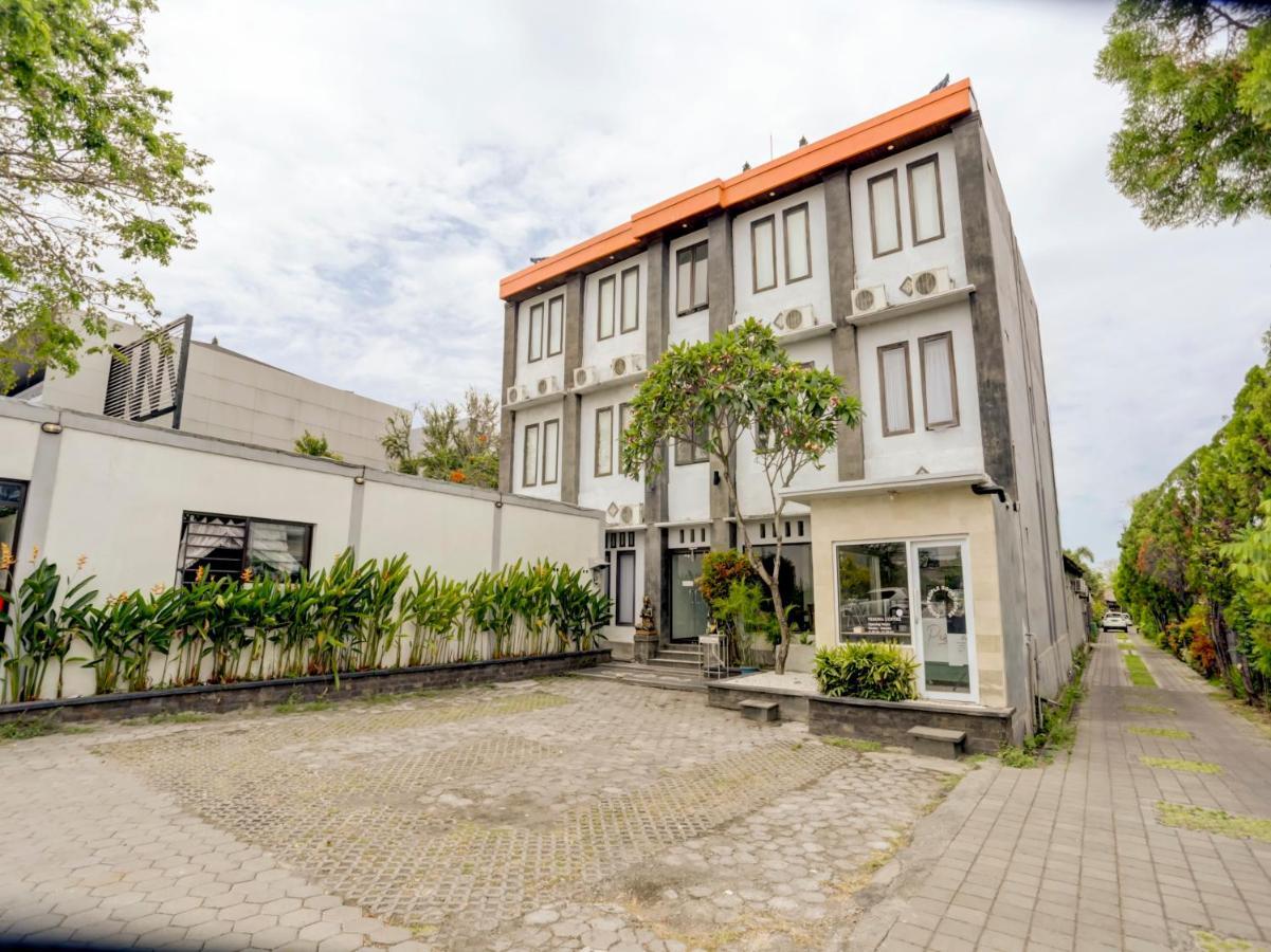 Hotel Warta Dua Ντενπασάρ Εξωτερικό φωτογραφία