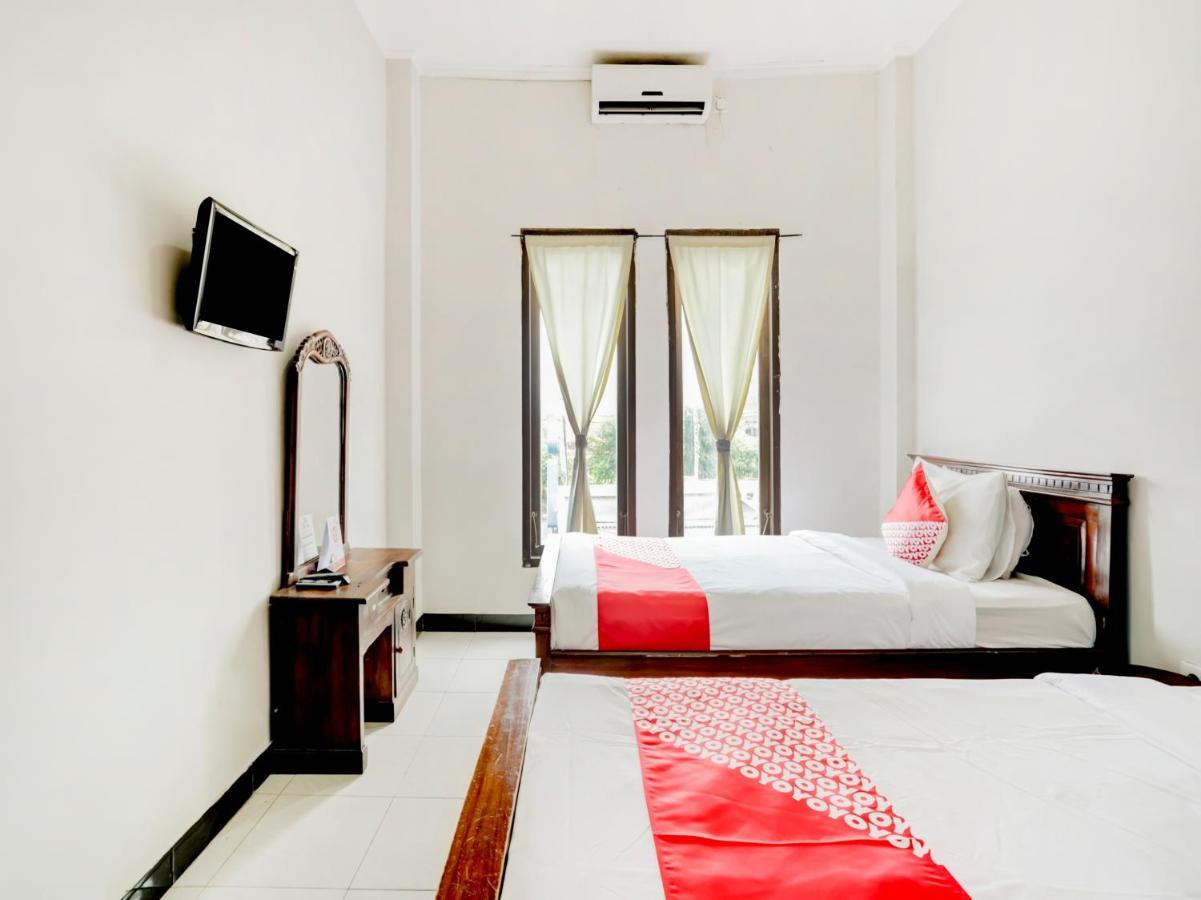 Hotel Warta Dua Ντενπασάρ Εξωτερικό φωτογραφία