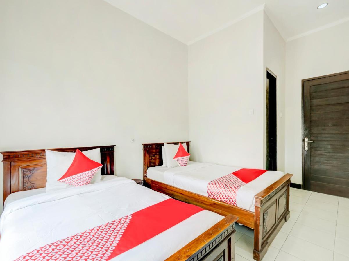 Hotel Warta Dua Ντενπασάρ Εξωτερικό φωτογραφία