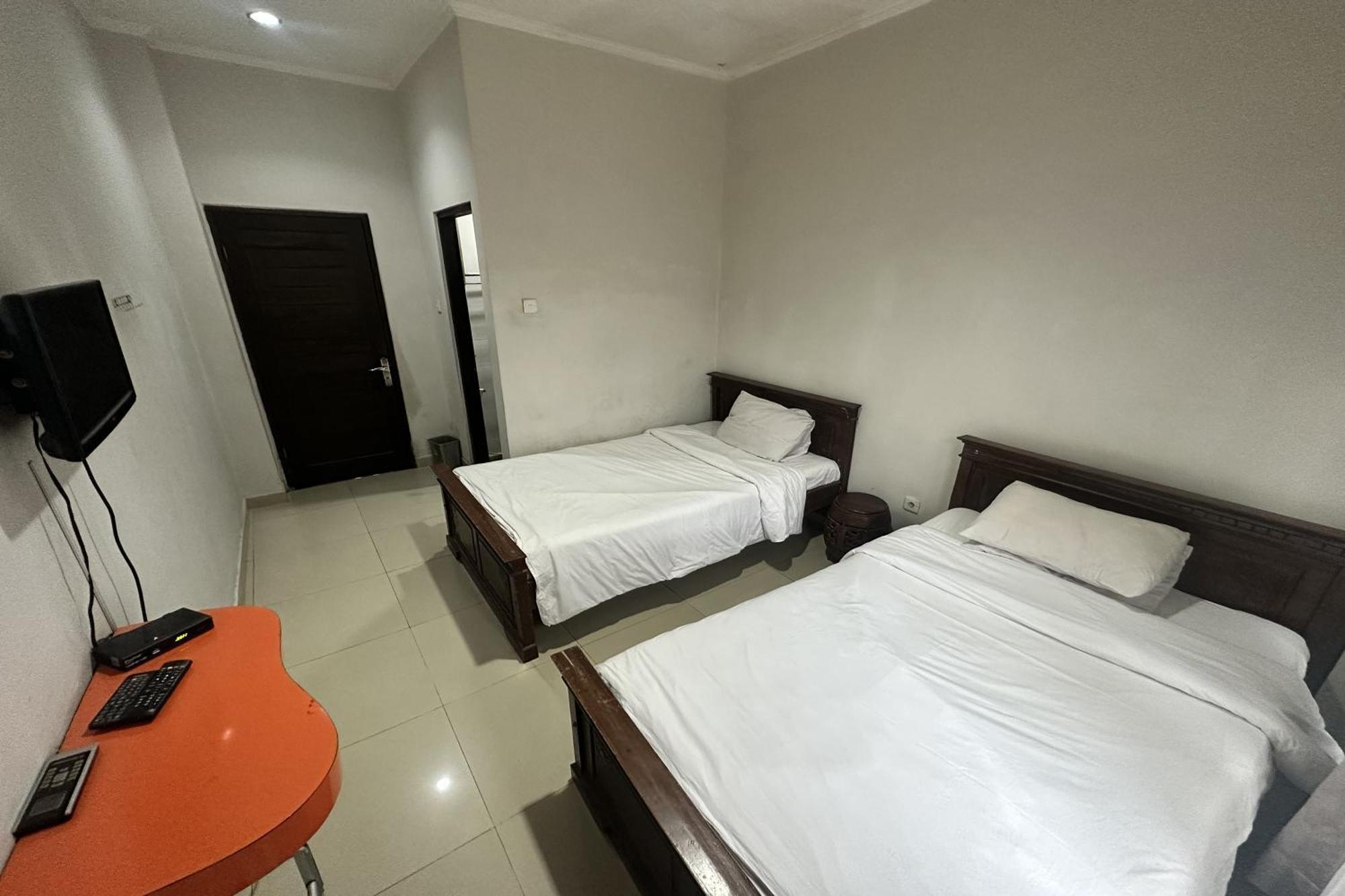 Hotel Warta Dua Ντενπασάρ Εξωτερικό φωτογραφία