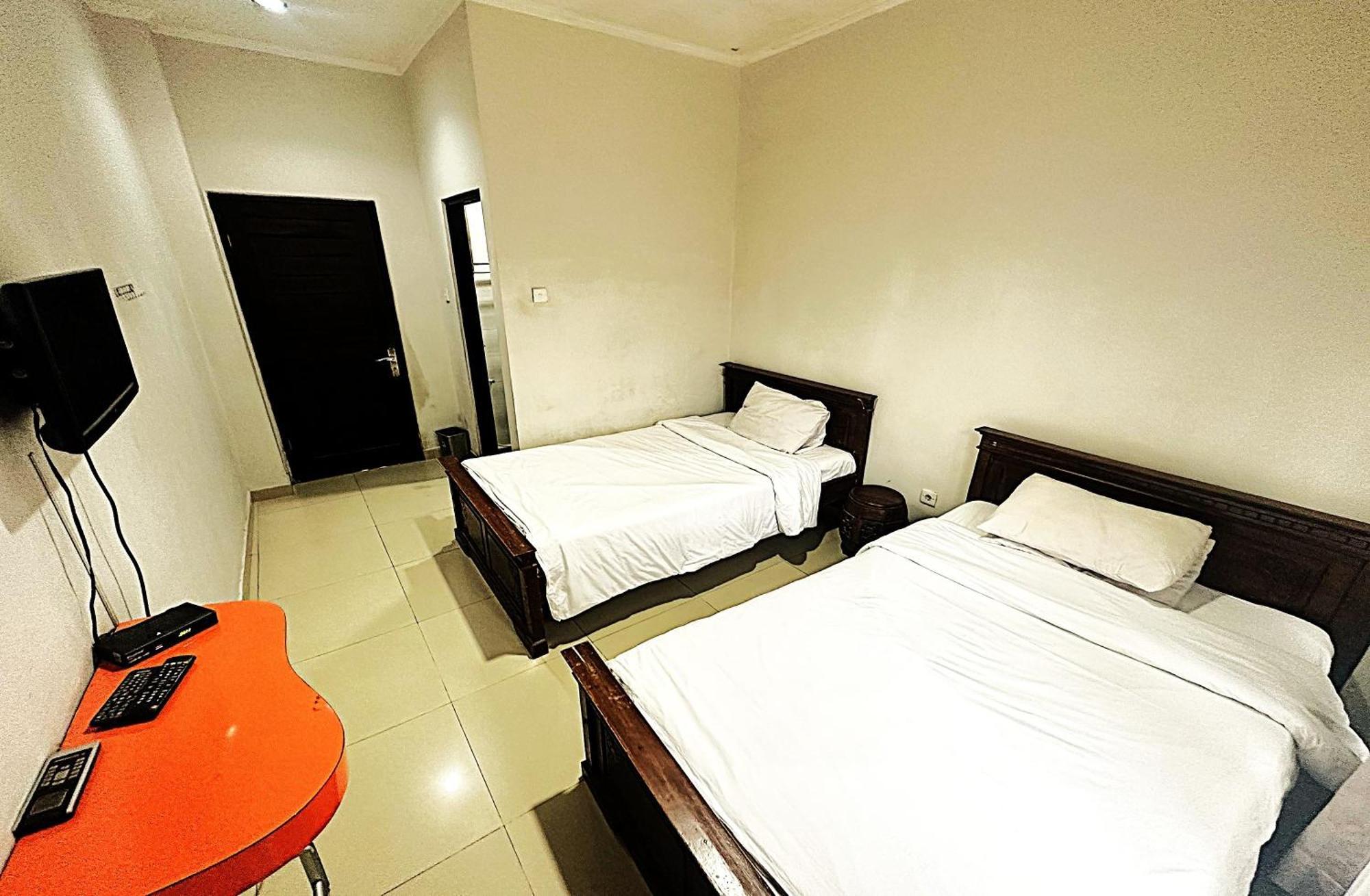 Hotel Warta Dua Ντενπασάρ Εξωτερικό φωτογραφία